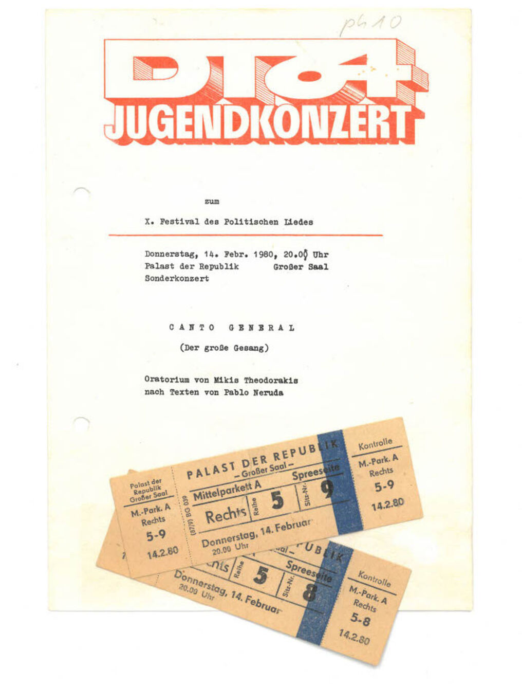 Das Bild zeigt das Programmheft zum DT-64 Jugendkonzert. Auf dem Heft liegen zwei Eintrittskarten.