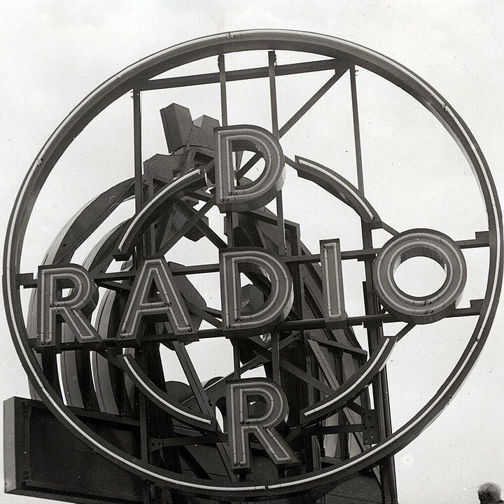 Leuchtreklame Radio DDR 