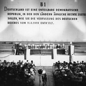Eine öffentliche Veranstaltung im Großen Sendesaal des Haus des Rundfunks in Berlin-Charlottenburg, 1948