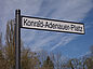 Straßenschild »Konrad-Adenauer-Platz« in Potsdam-Babelsberg